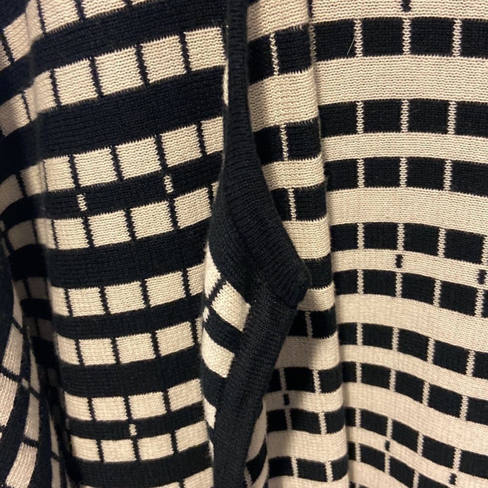 Chicos cardigan, size 3 - Picture 2 of 7
